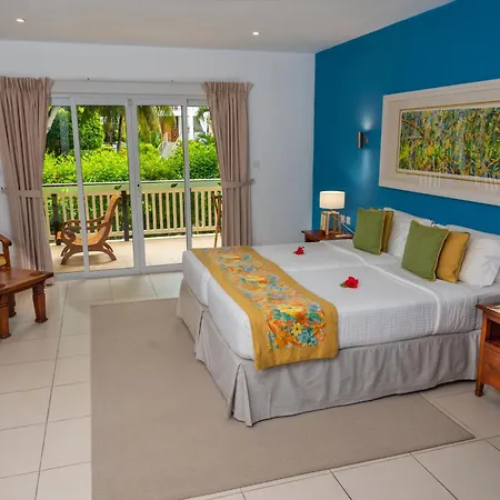 Acajou Beach Resort Anse Volbert Village  Exterior photo
