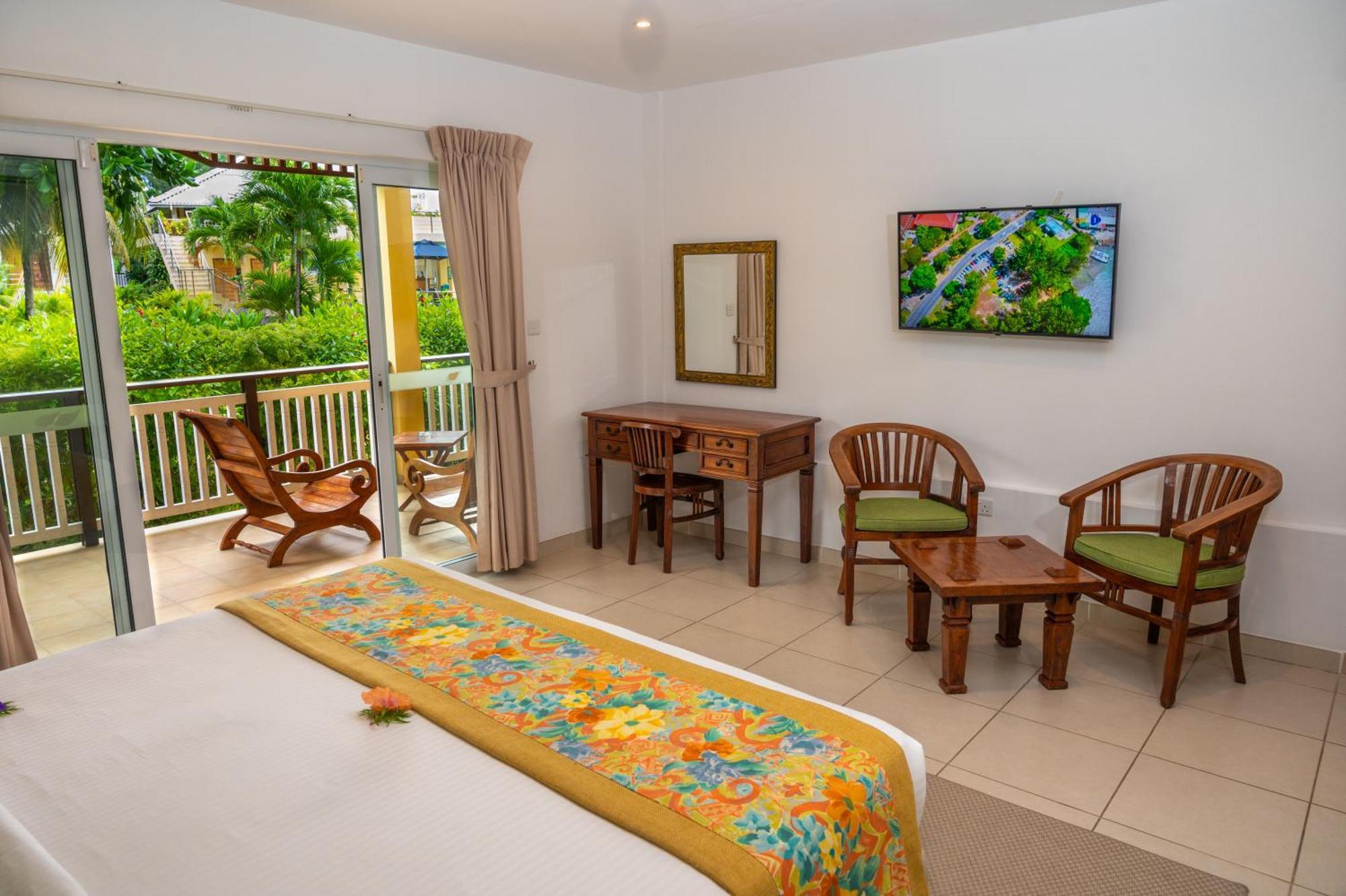 أكاجو بيتش منتجع Anse Volbert Village